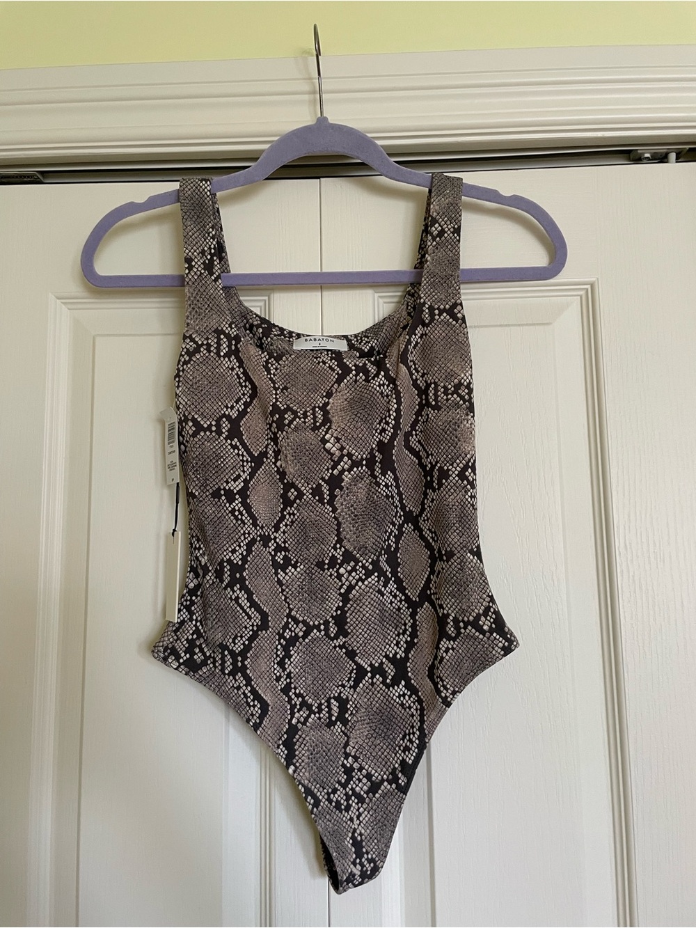 BNWT aritzia contour bodysuit